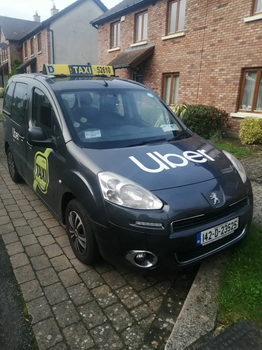 Peugeot Partner Tepee 2014 - Image 1
