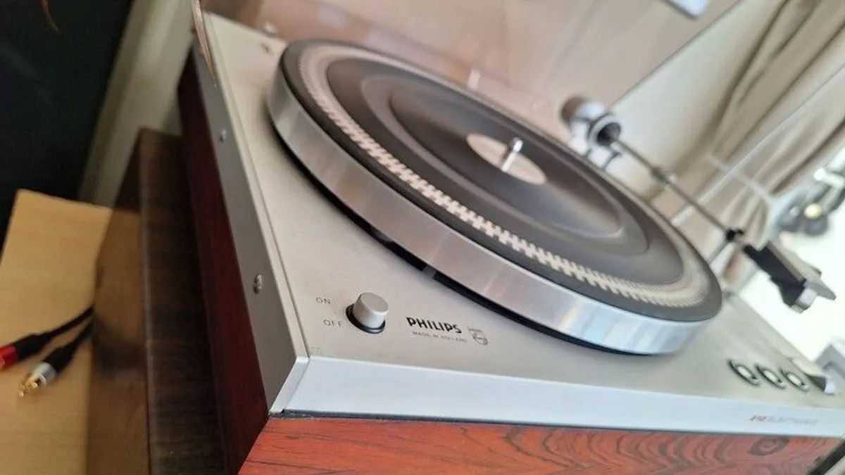 Philips GA 212 Turntable - Image 3