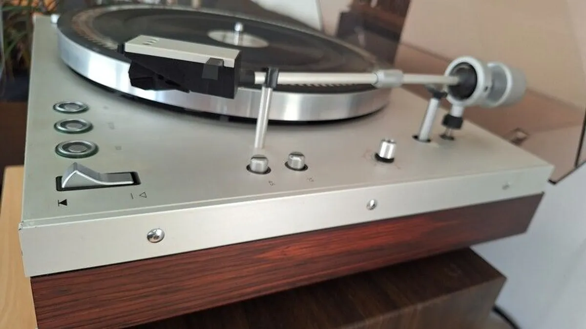 Philips GA 212 Turntable - Image 4