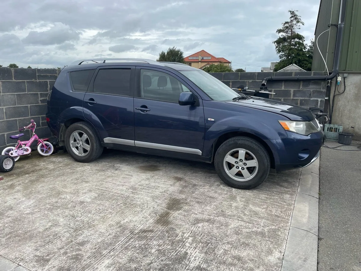 Mitsubishi outlander - Image 1