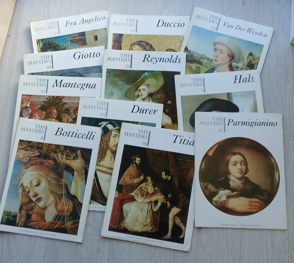 Art  books - Image 2