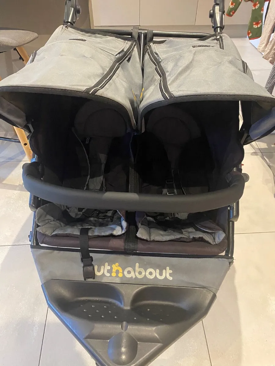 Out and about double buggy - Image 1