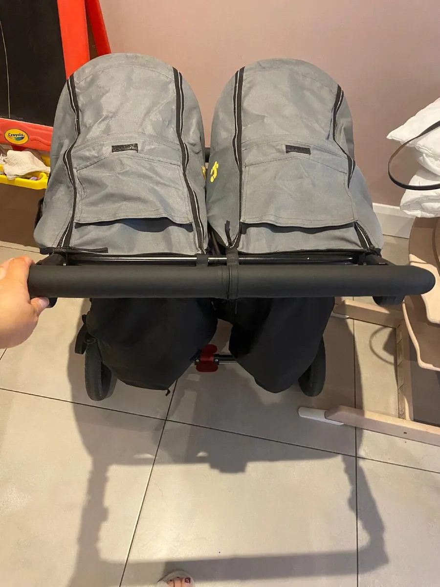 Out and about double buggy - Image 2