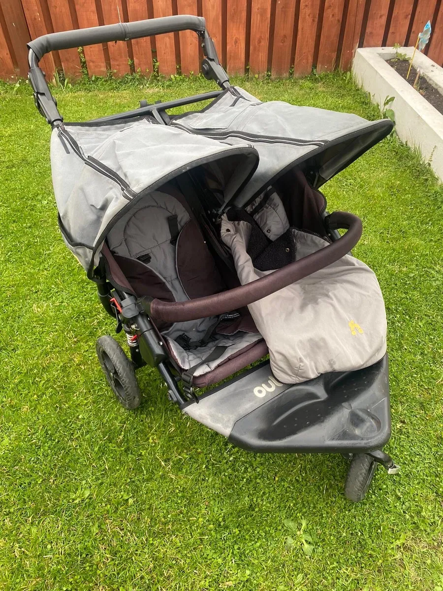 Out and about double buggy - Image 4
