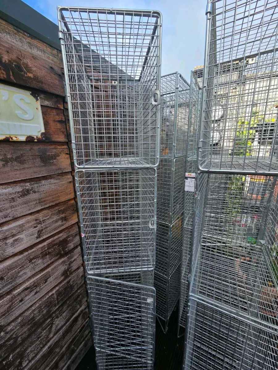 Mesh cages - Image 2