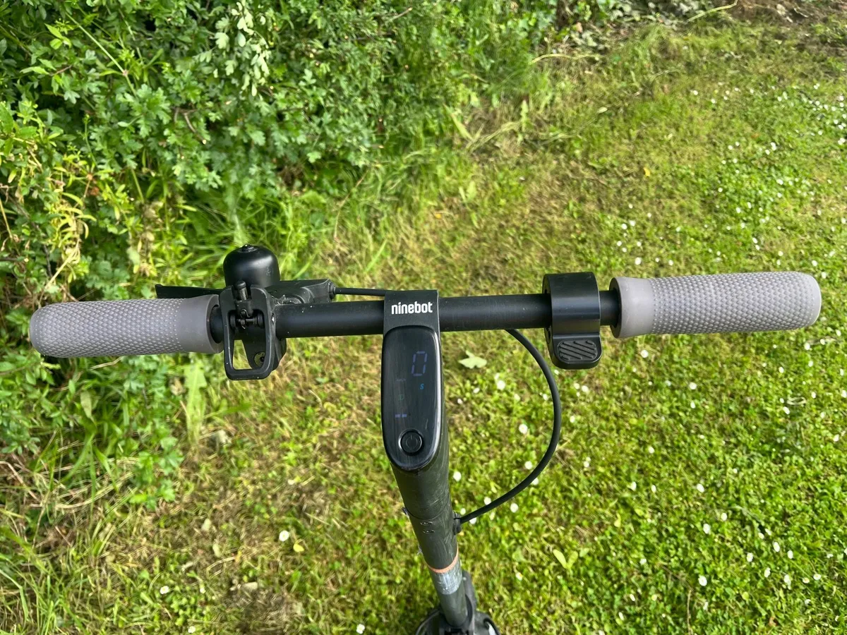 Electric scooter Ninebot  IPX5 - Image 2