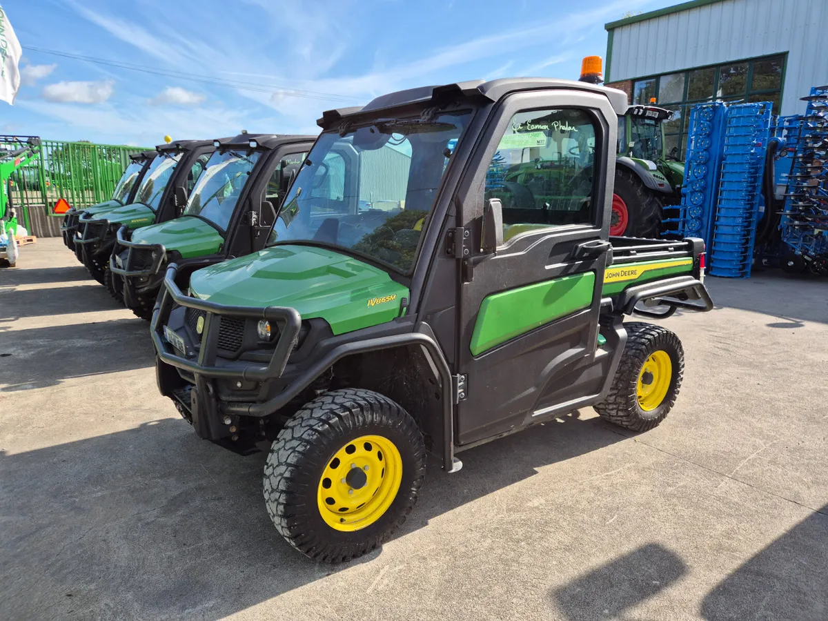 John Deere 865M 2022 - Image 1