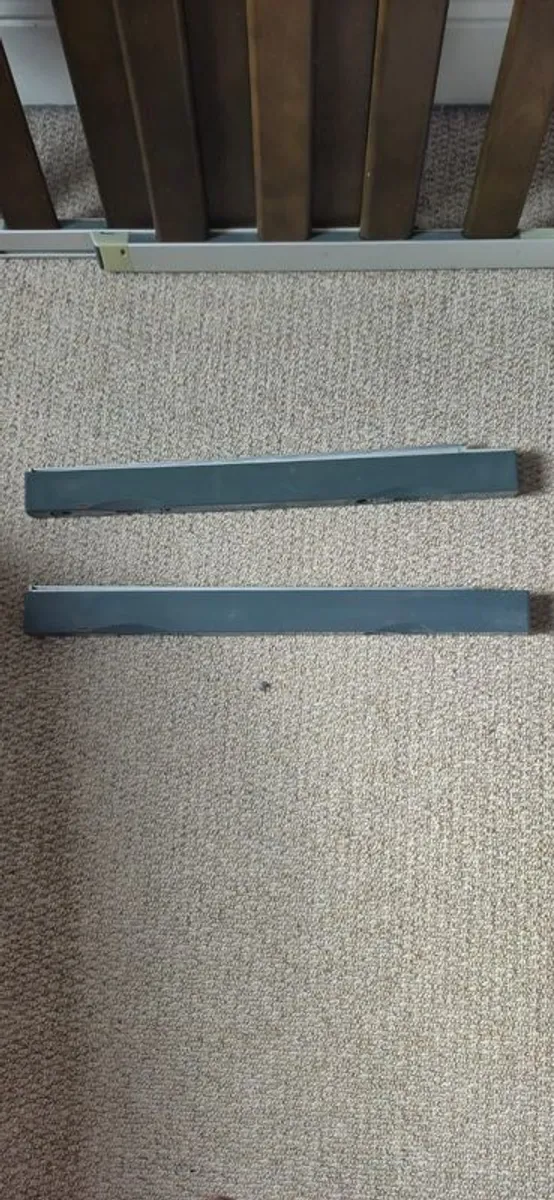 2x Lindam Numi Safety stair Gates - Image 3