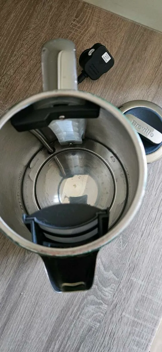 Breville Kettle Quick Sale - Image 2