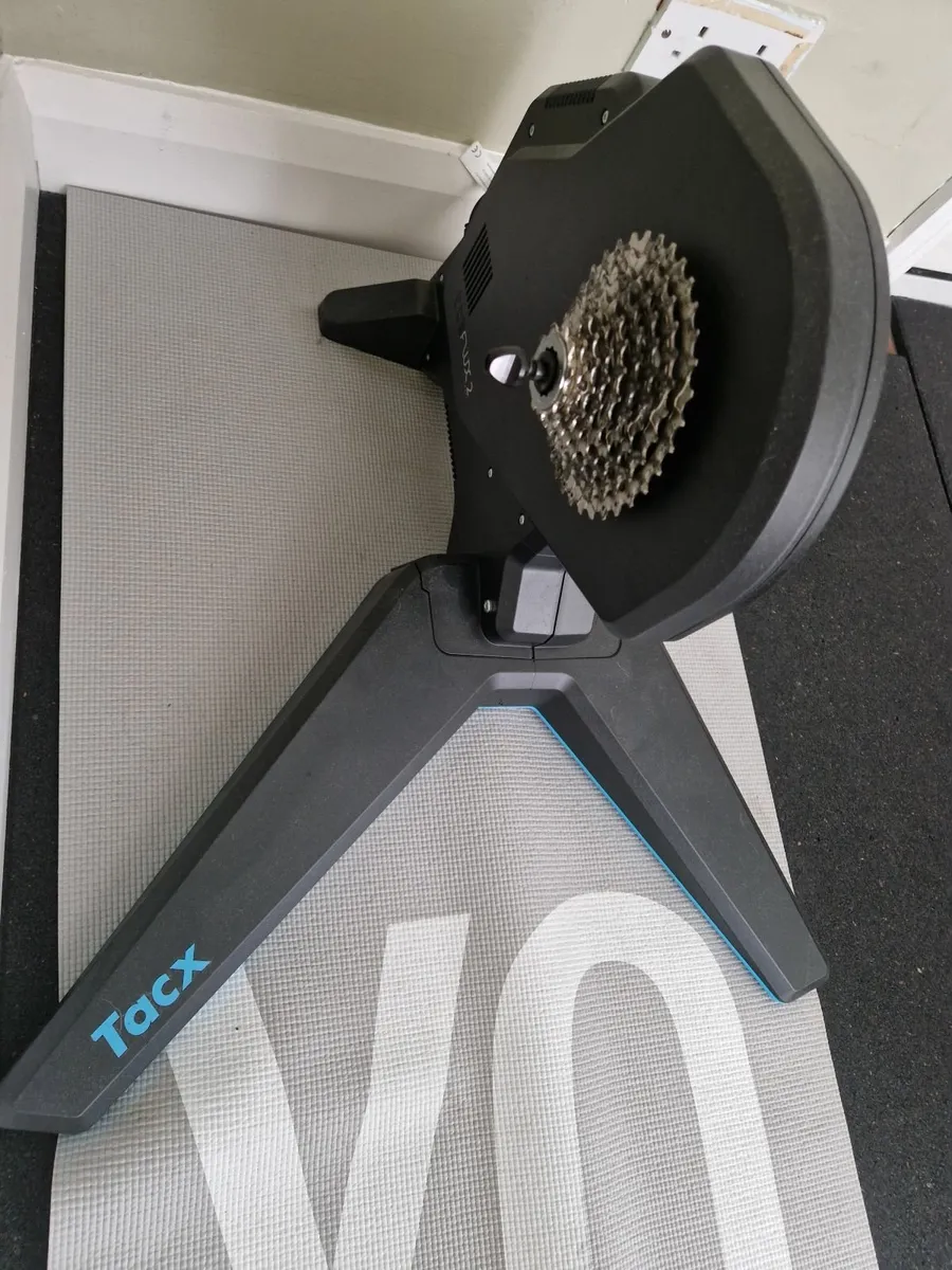 Taxc Flux 2 Smart Turbo Trainer - Image 2