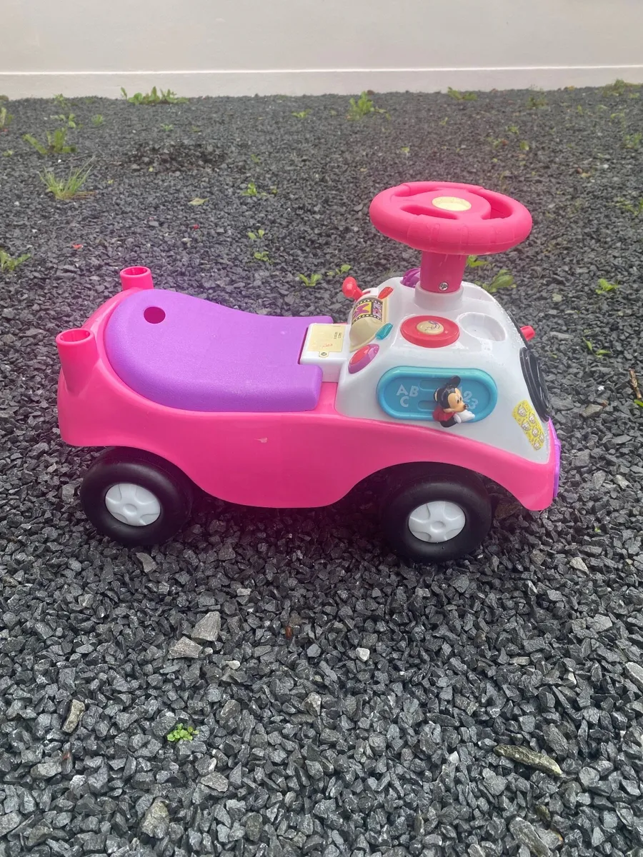 Minnie Mouse car - Image 2