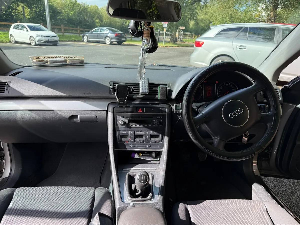 Audi A4 2004 - Image 3