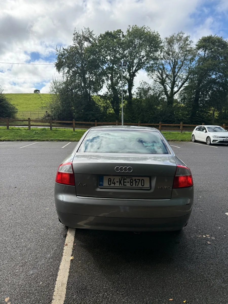 Audi A4 2004 - Image 4