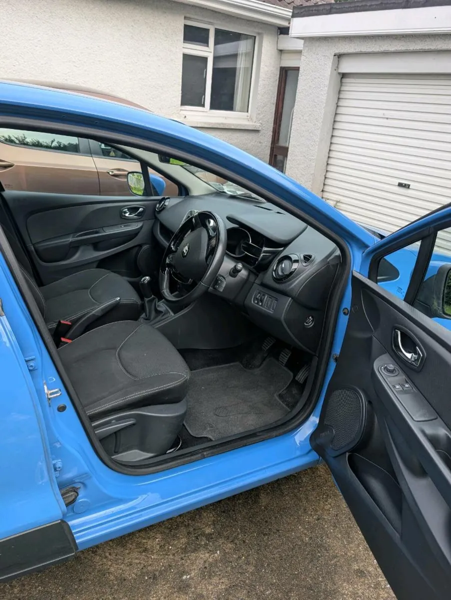 Renault Clio 2013 - fresh NCT and fully serviced - Image 4