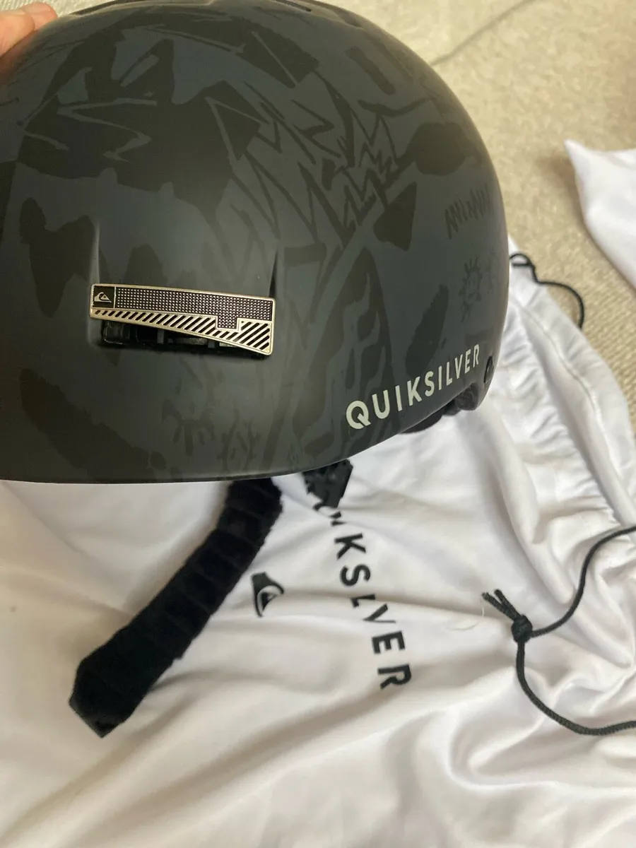 Ski helmets x 2 - Image 4