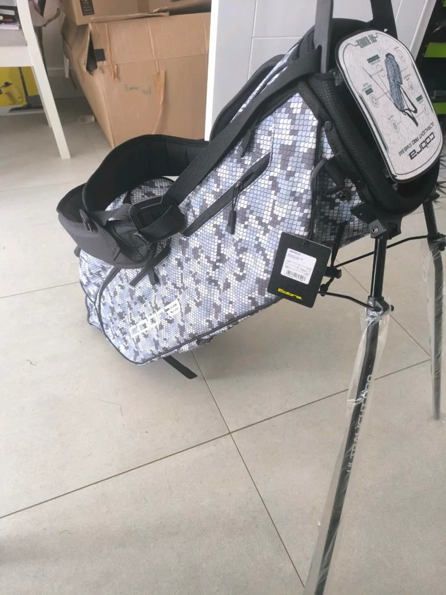 Cobra golf bag - Image 2