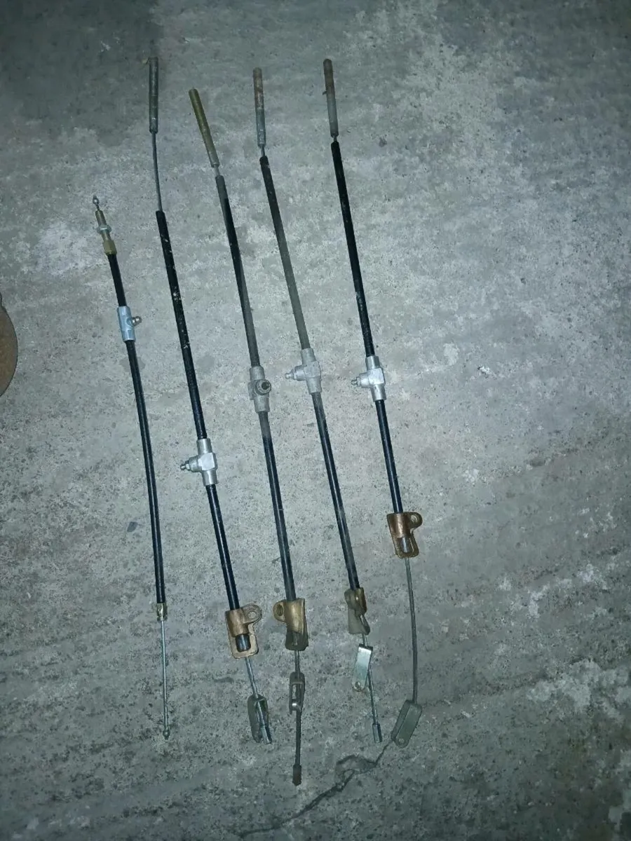 Assorted Tractor Parts - Image 4