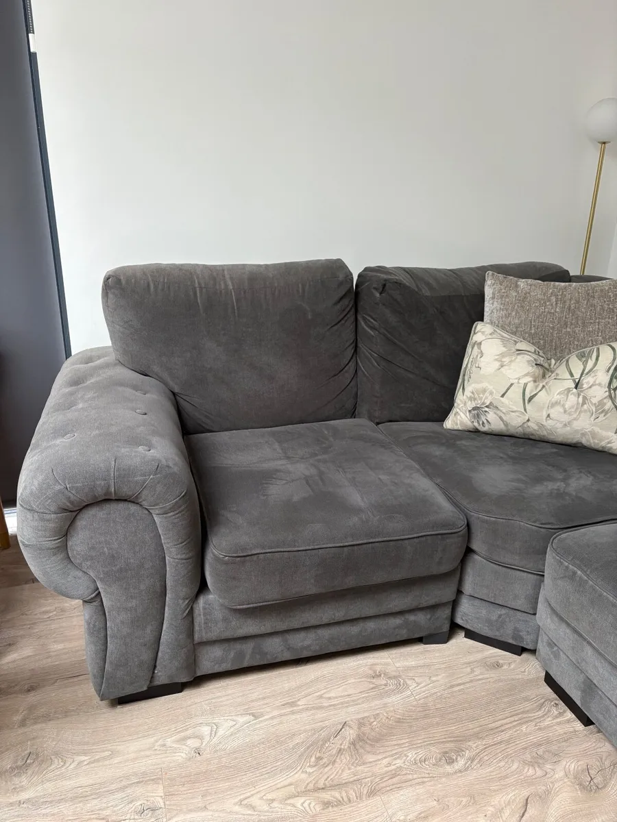 Grey corner L couch *price drop* - Image 3