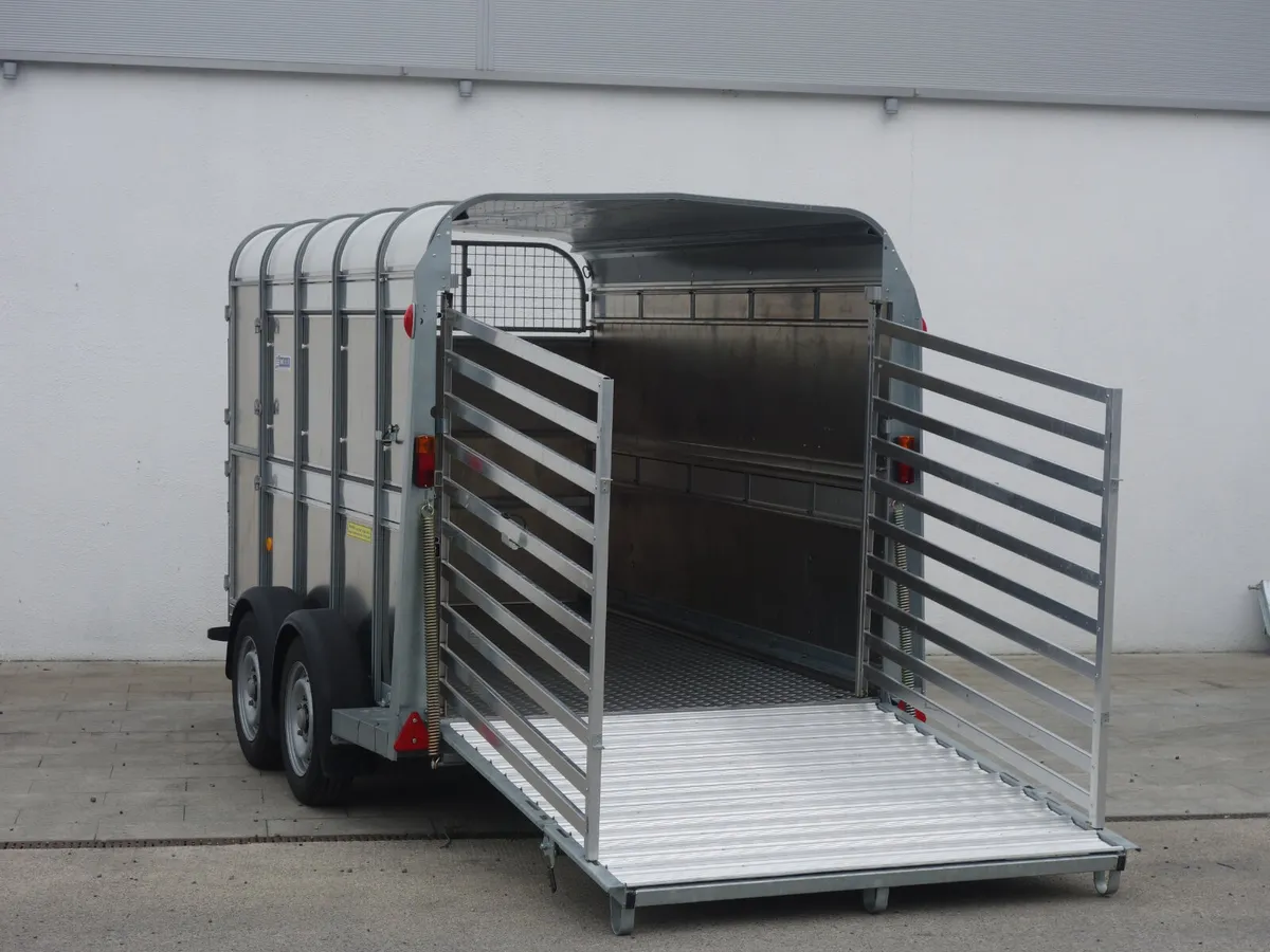 Ref T0750 Demo New TA510 10' x 5'10'' Ifor William - Image 3