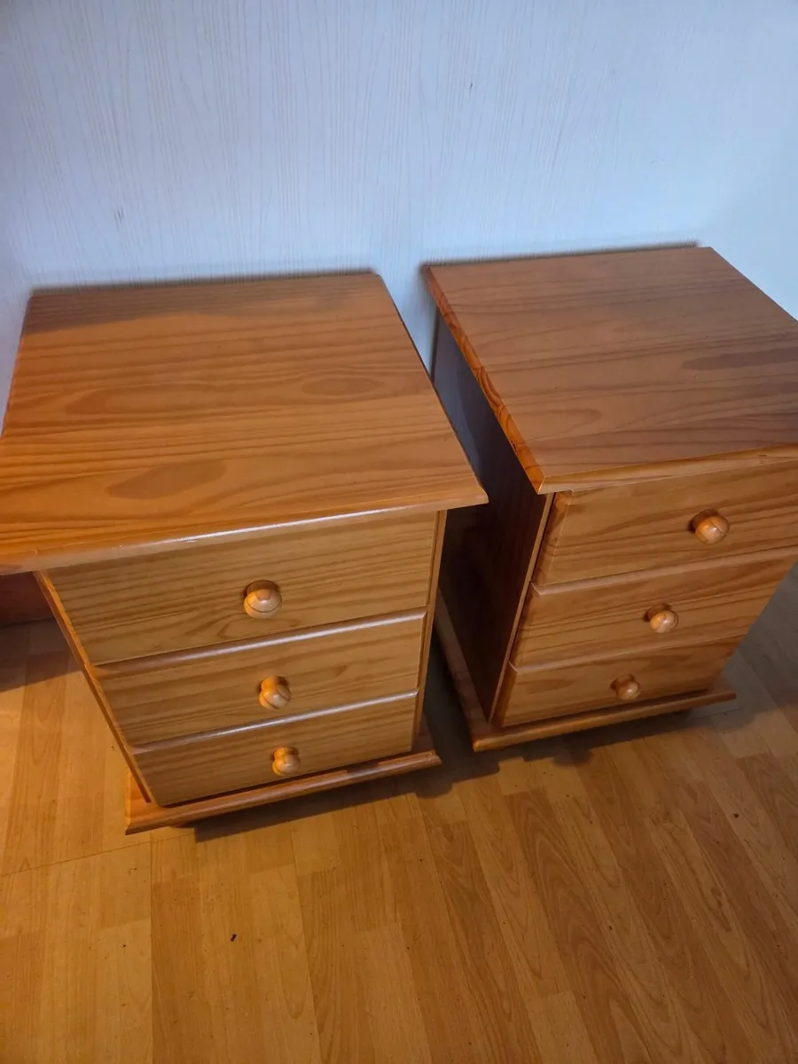 Pair of lockers - Image 3