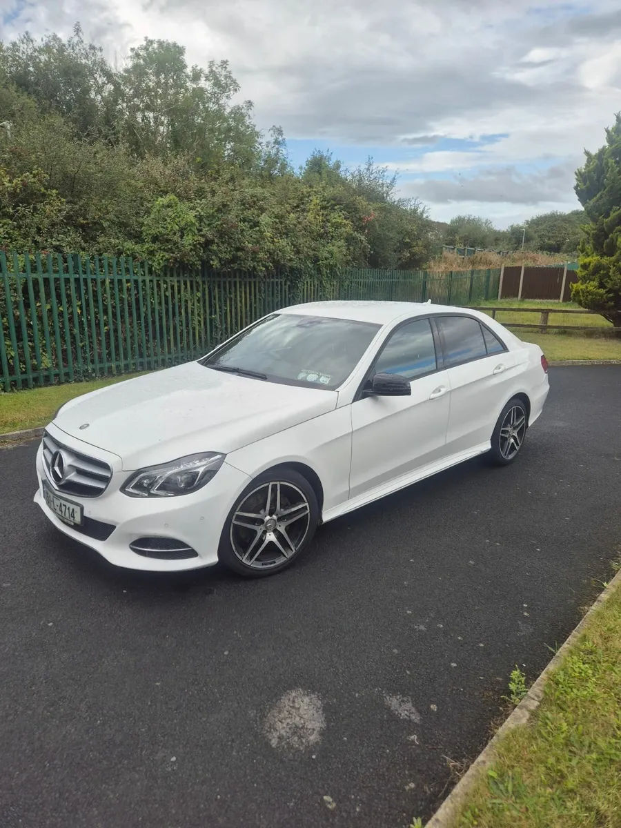 Mercedes-Benz E220 AMG Night Edition - Image 1