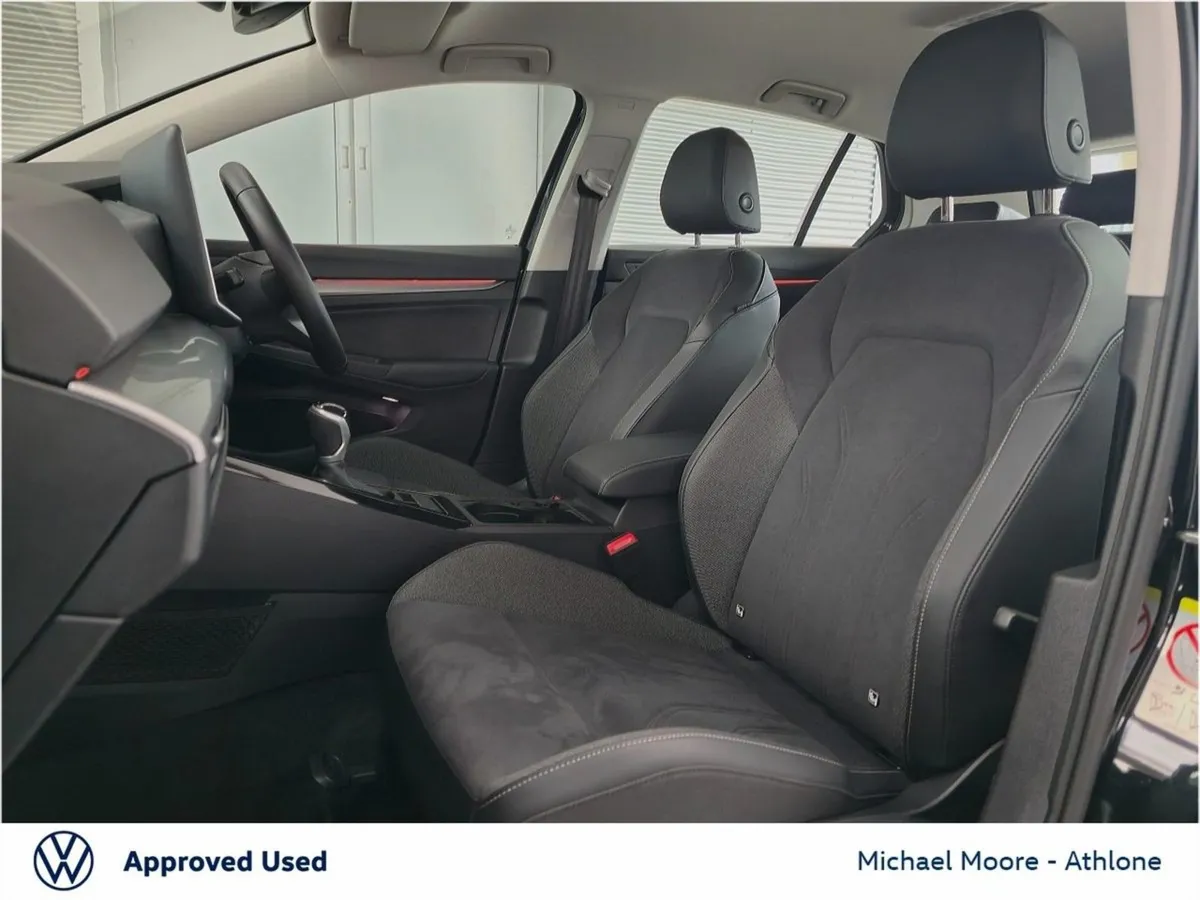 Volkswagen Golf Golf Style 1.5 TSI 150HP - Image 4
