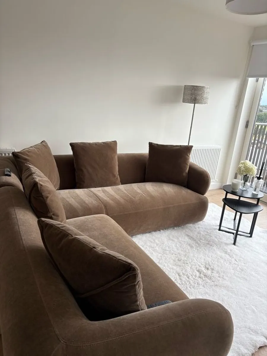 L-Shaped Corner Sofa - Image 3