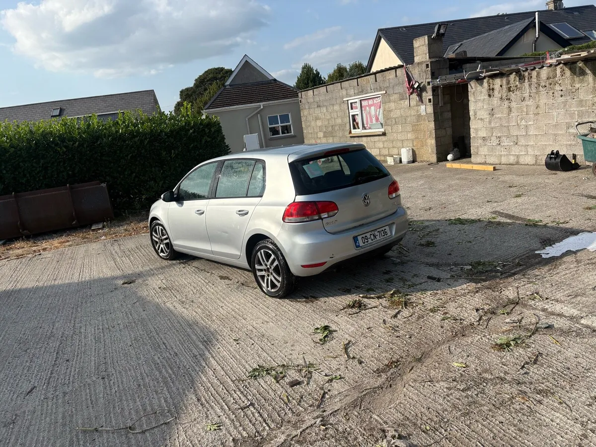 2009 Volkwagon golf 1.6 diesal - Image 3
