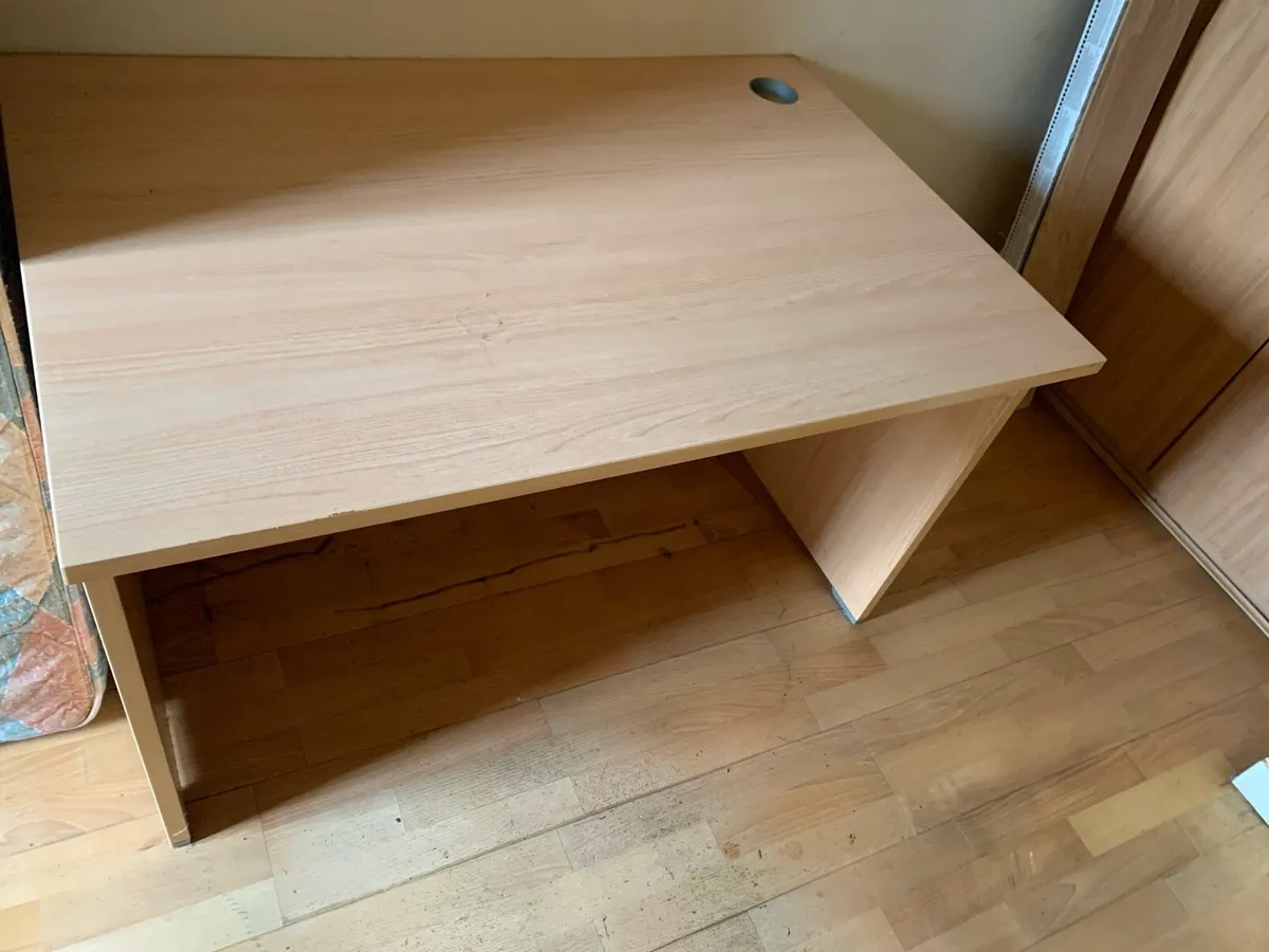 Free study Desk