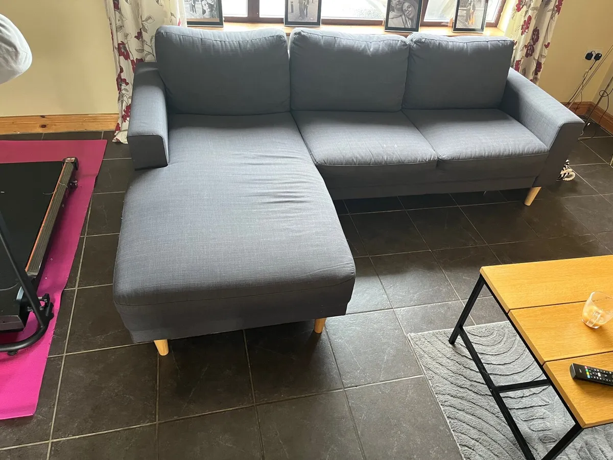 Couch - Image 2