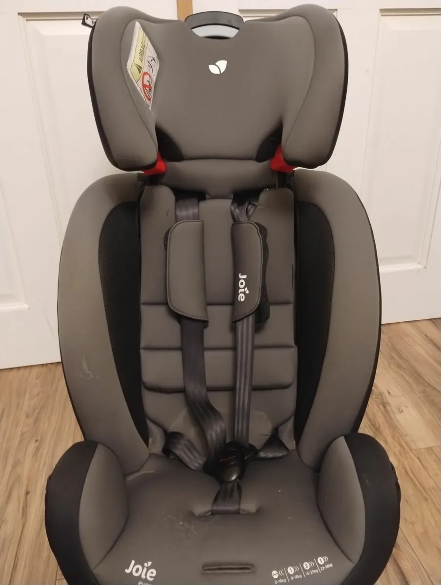 Car Seat - Image 3
