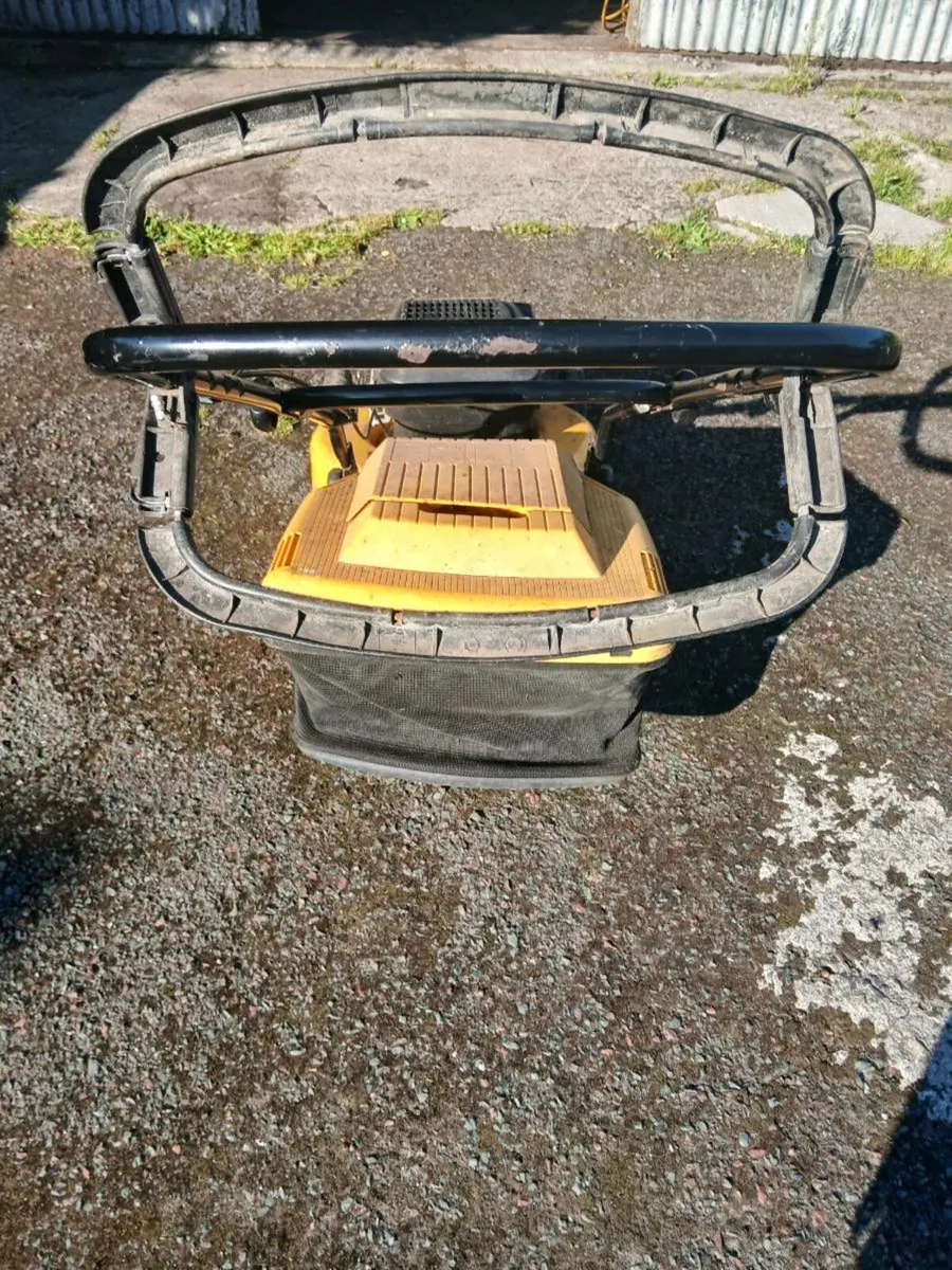 Lawnmower - Image 3