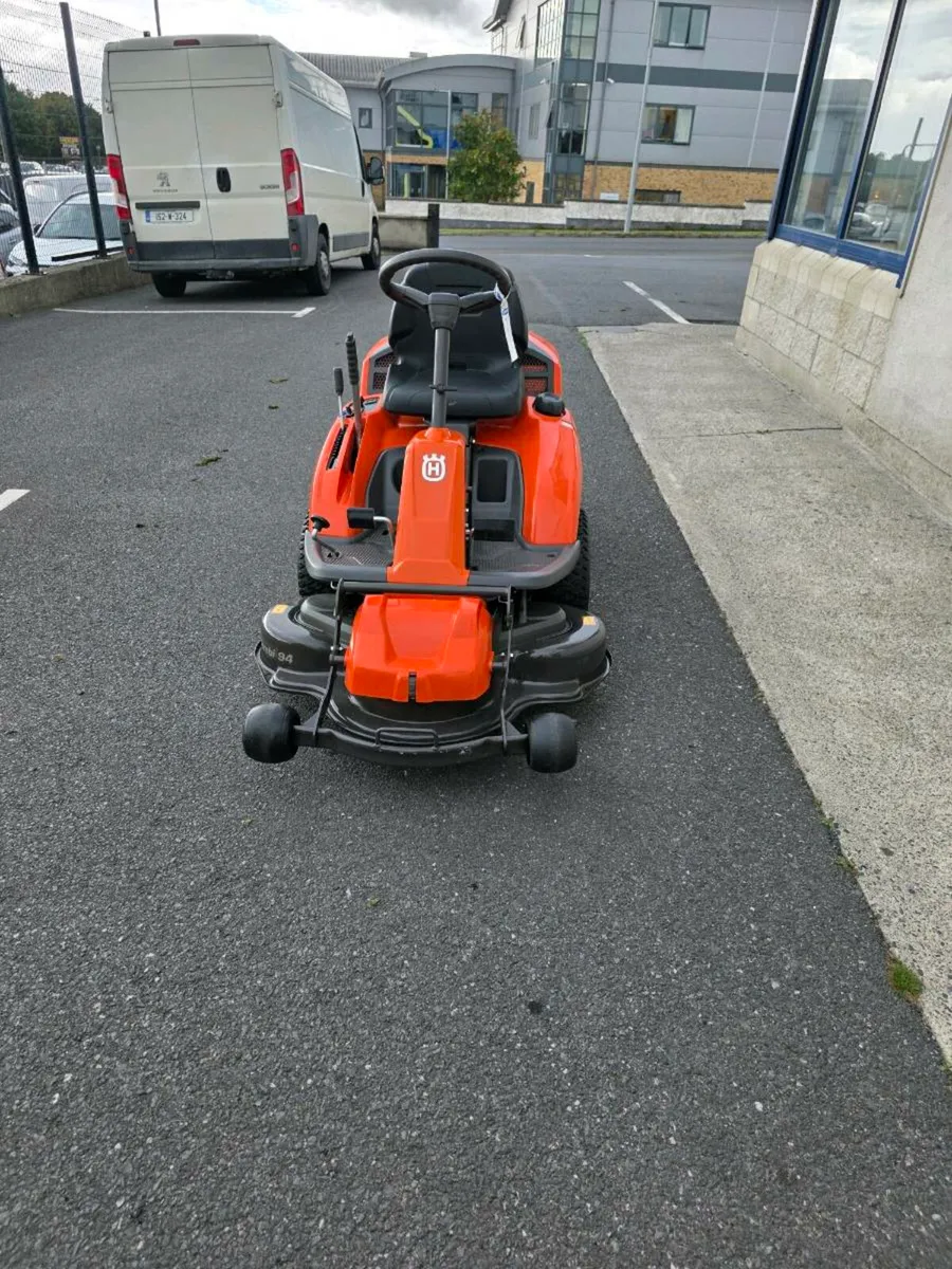 Husqvarna R214TC Front Deck rider on lawnmower - Image 2