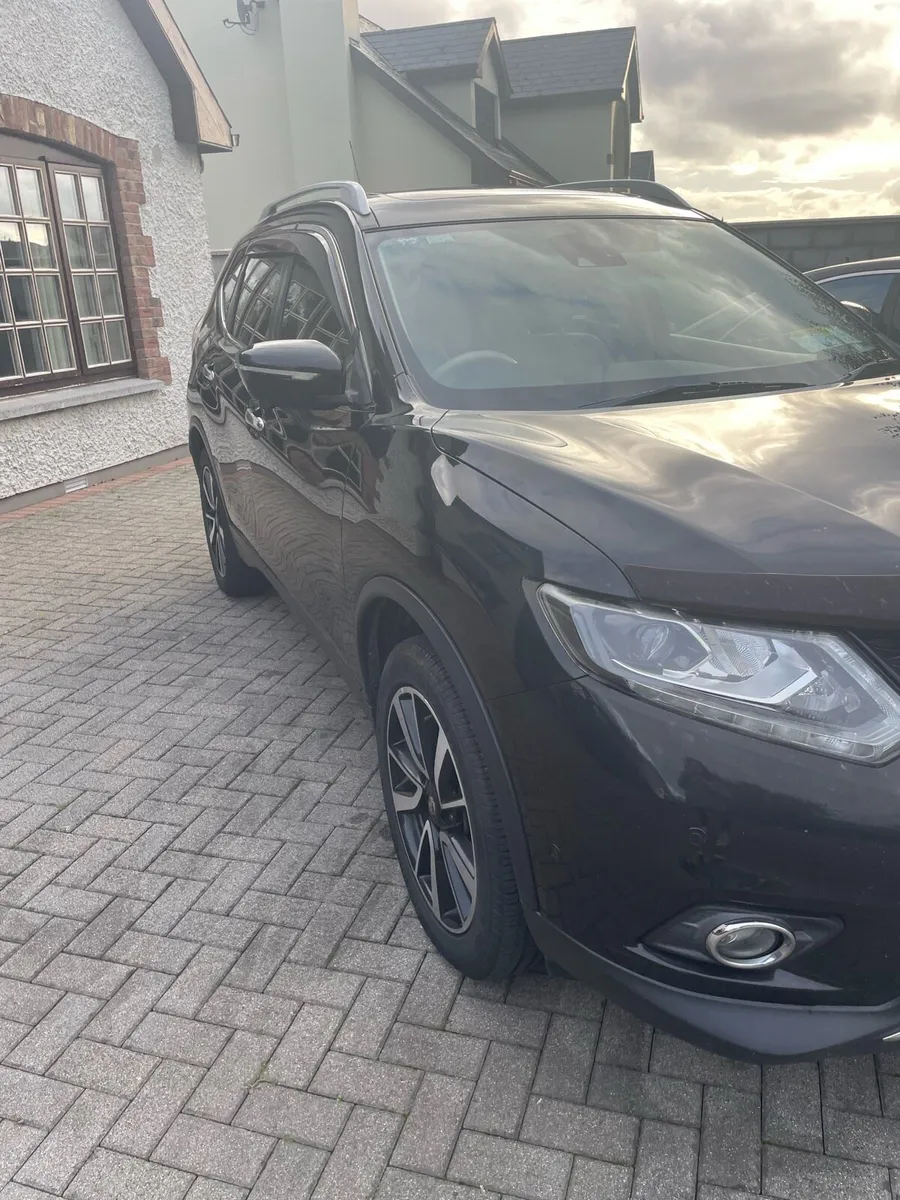 NISSAN X- TRAIL - Image 2