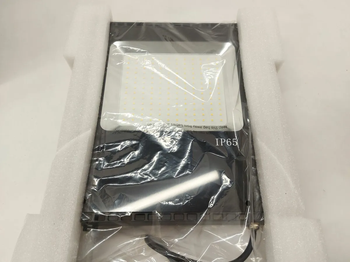Online Auction Of LED Floodlights & More! - Image 3