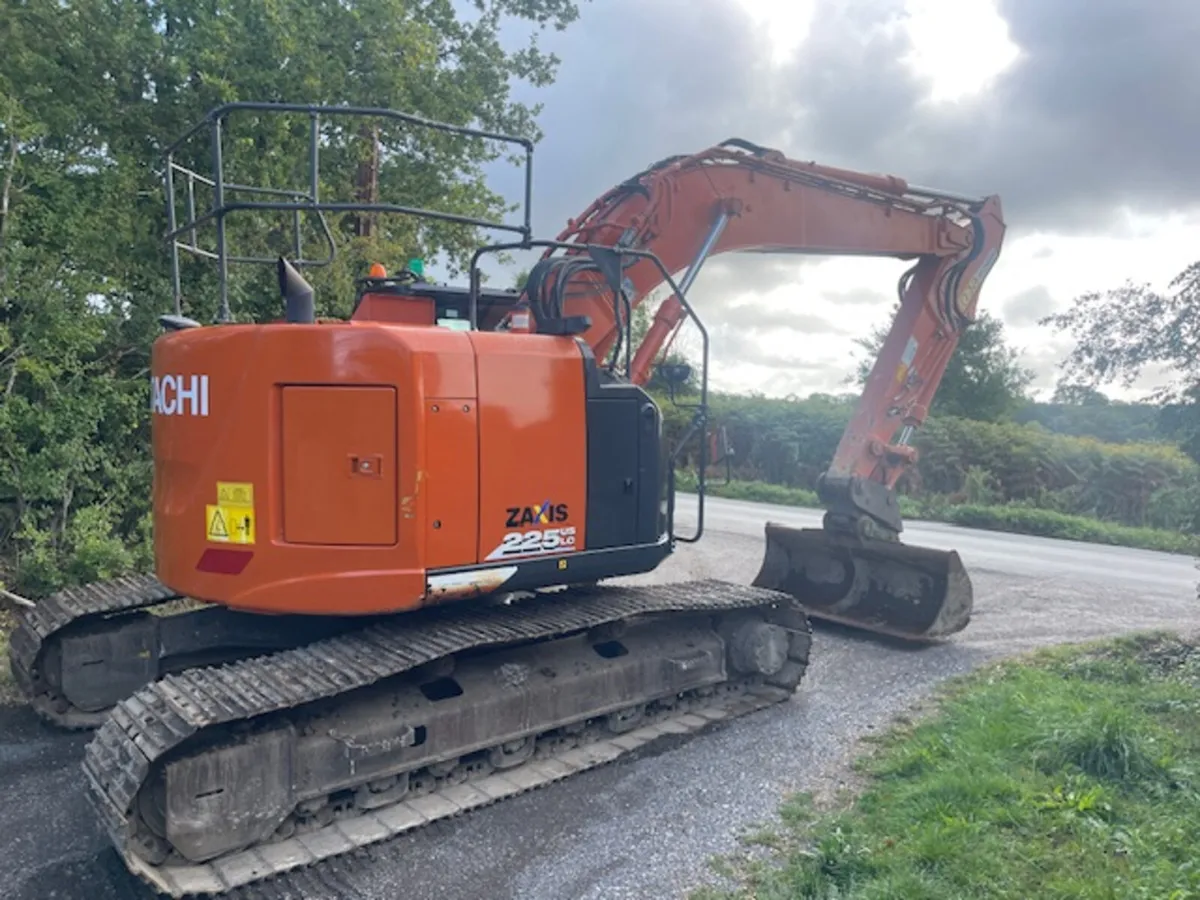 Excavator - Image 3