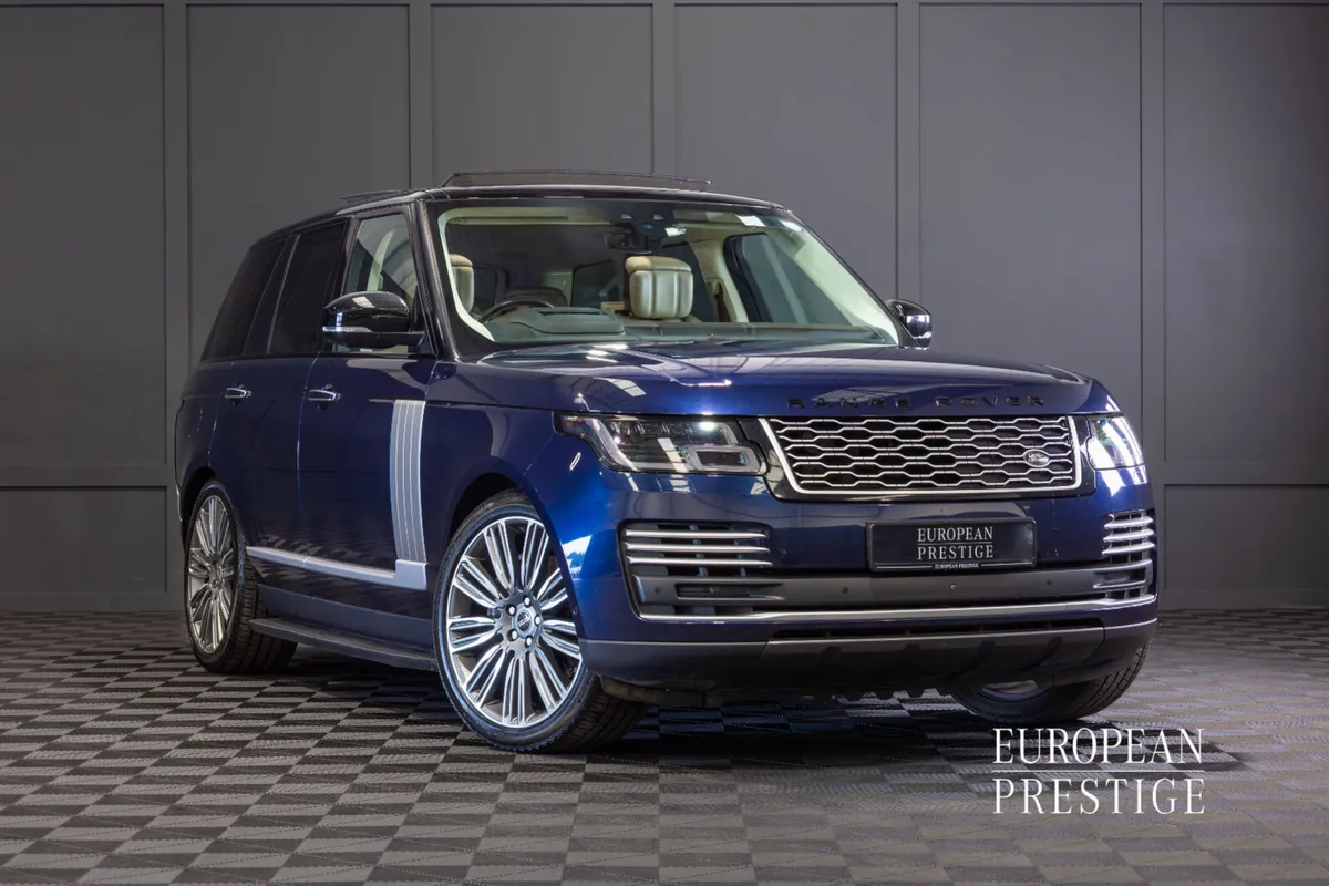 212 Range Rover Vogue Autobiography P400e - Image 1