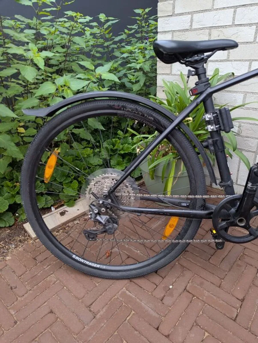 Trek Dual Sport 3 Black - Image 3