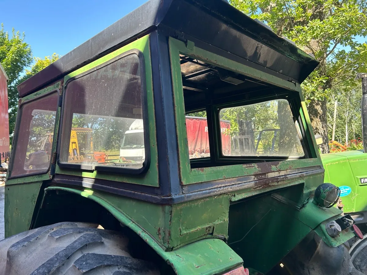 Cab to fit JD 2020 series up to 3020  needs a lit - Image 1