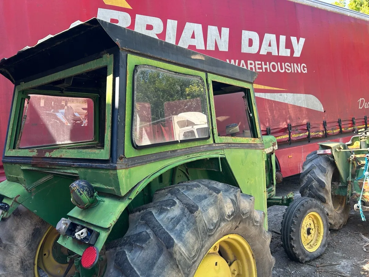 Cab to fit JD 2020 series up to 3020  needs a lit - Image 3
