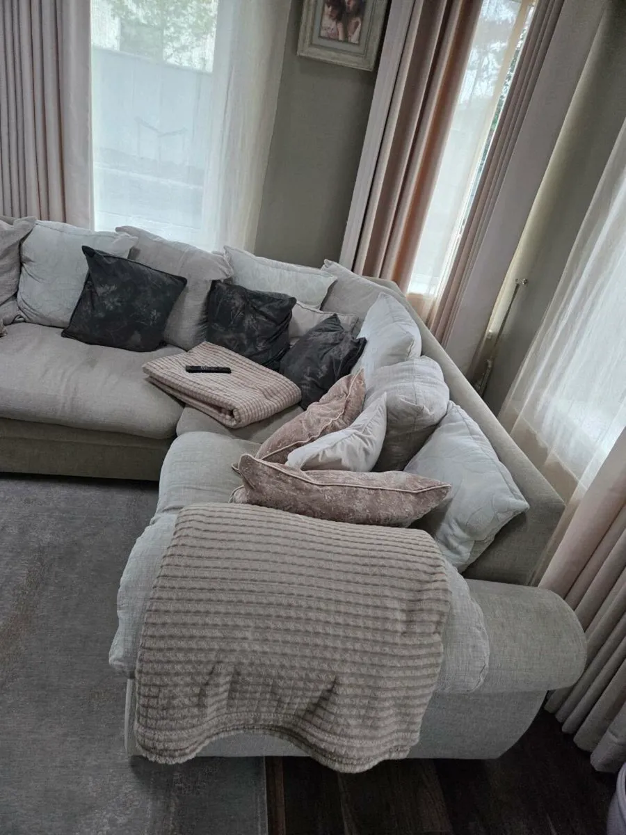 Corner sofa - Image 2