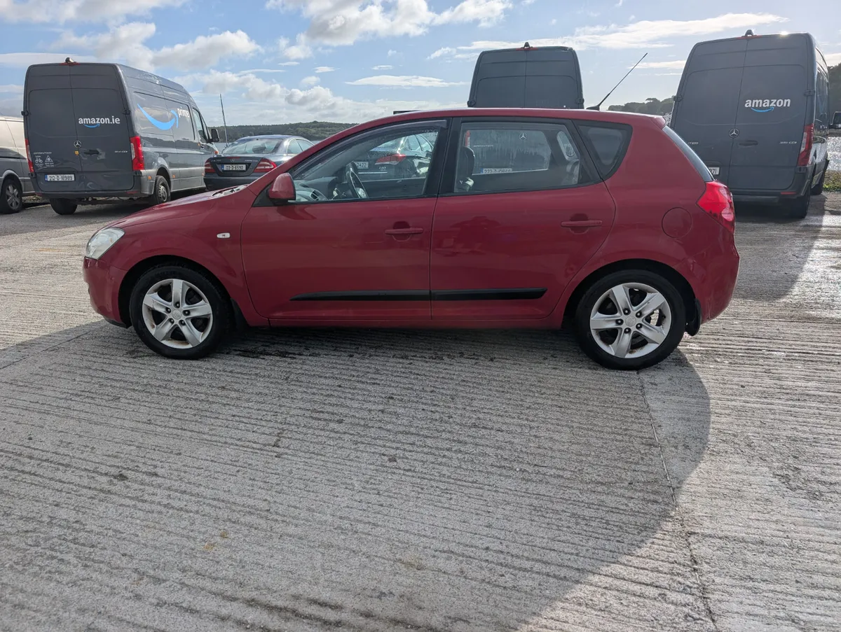 Kia Ceed 1.4, Only 168000 Kms,2008 - Image 4