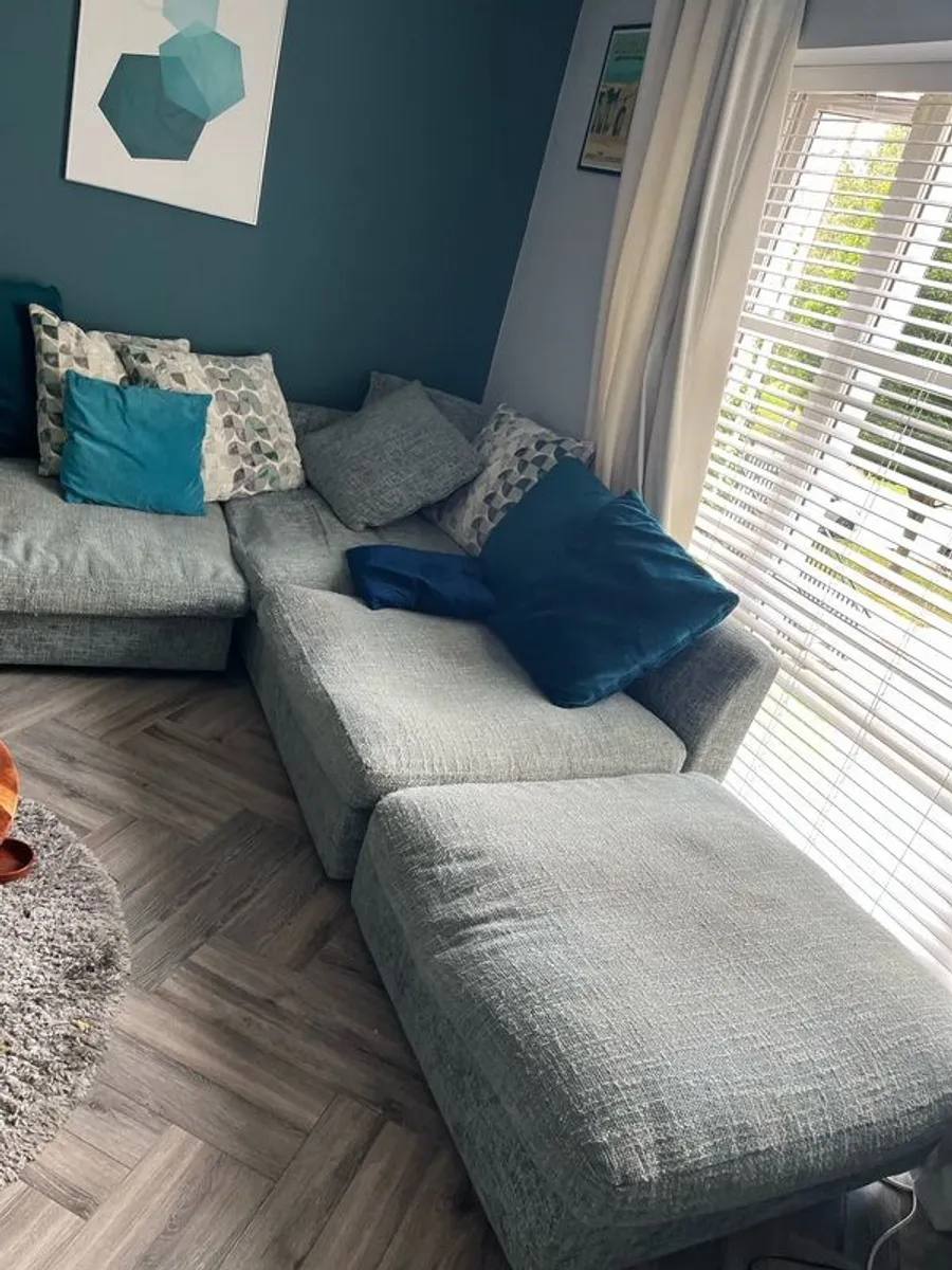 Corner Couch - Image 3