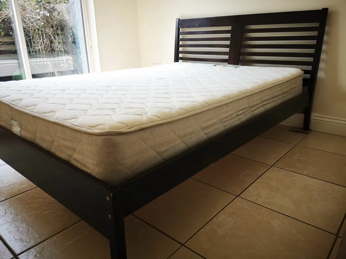 Double bed & mattress - Image 3