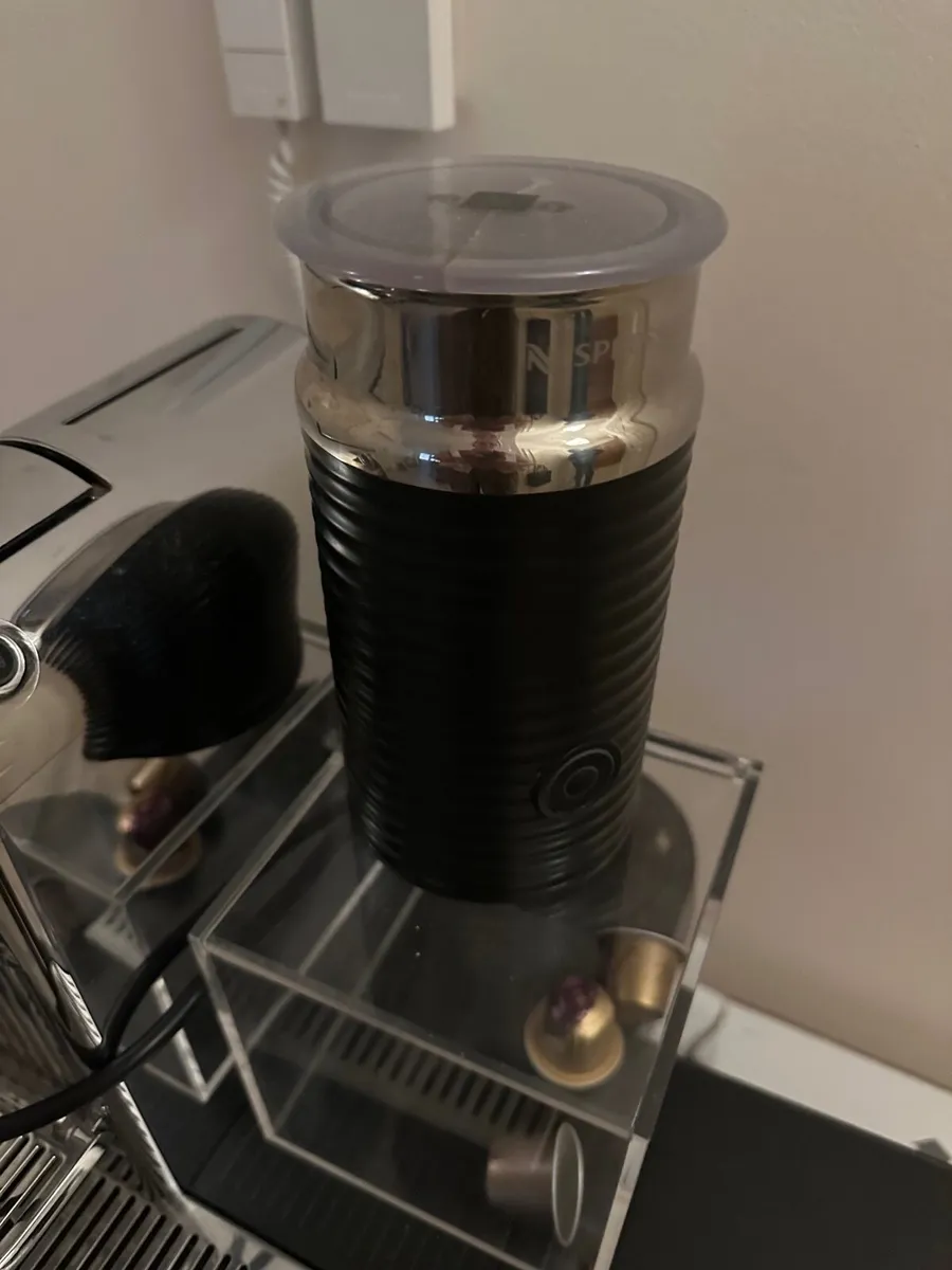 Coffee machine Nespresso - Image 3