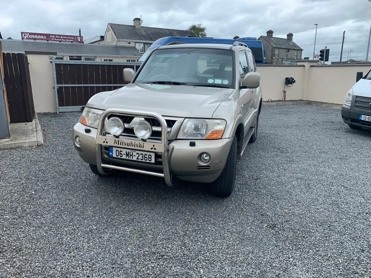 Mitsubishi pajero swb 06 automatic - Image 1