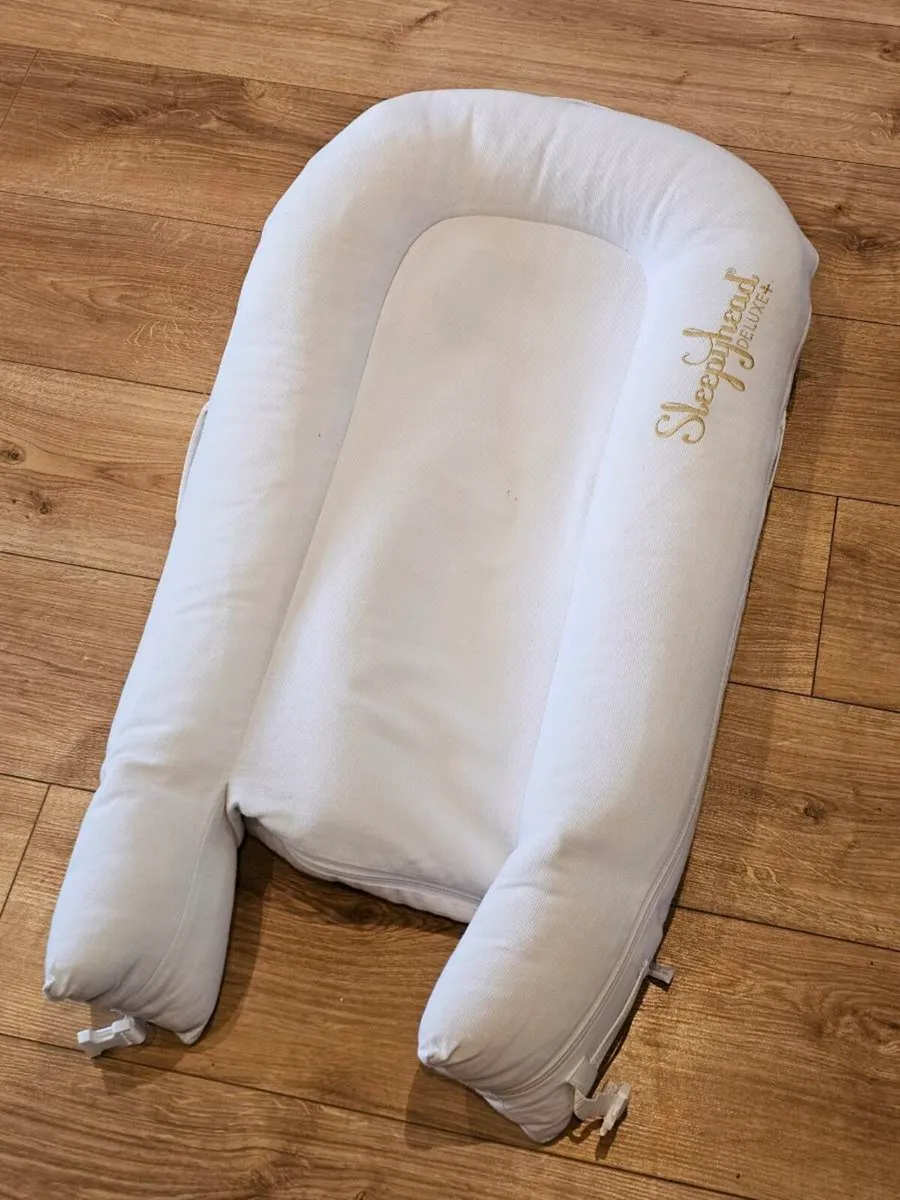 Dock-A-Tot Sleepyhead Deluxe Plus