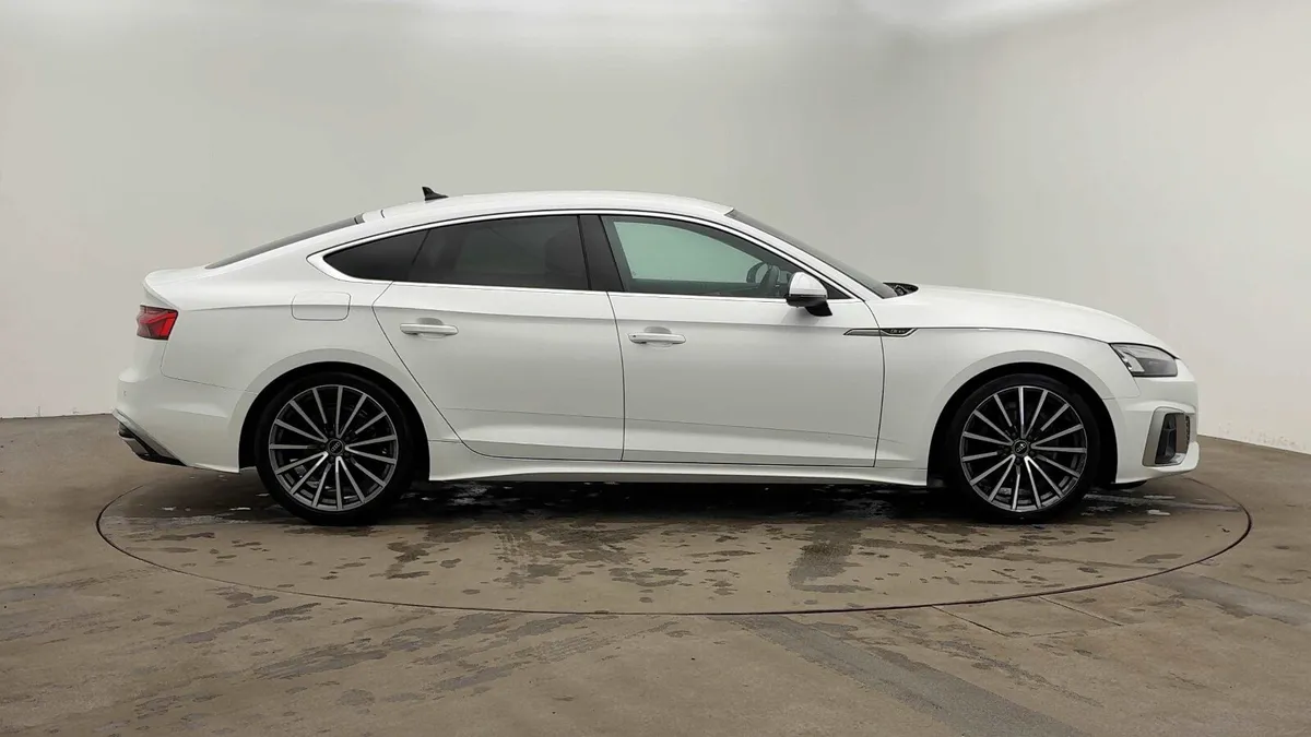 222 AUDI A5 2.0 35TDI S LINE SPORTBACK AUTO,163BHP - Image 3