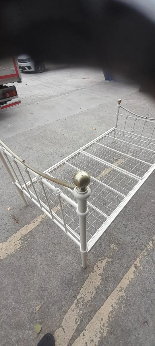 Metal Frame Single Frame Bed - Image 2