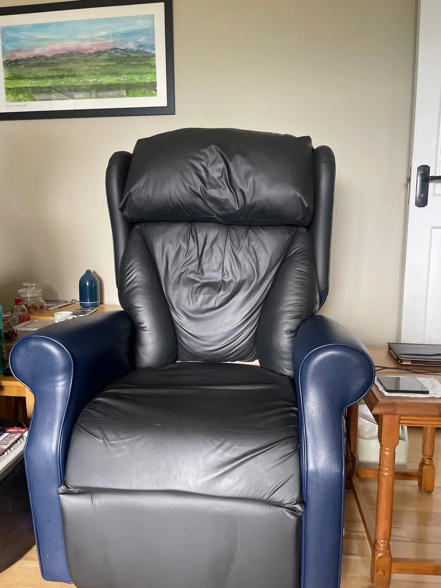 Orthopedic Chair - Image 3